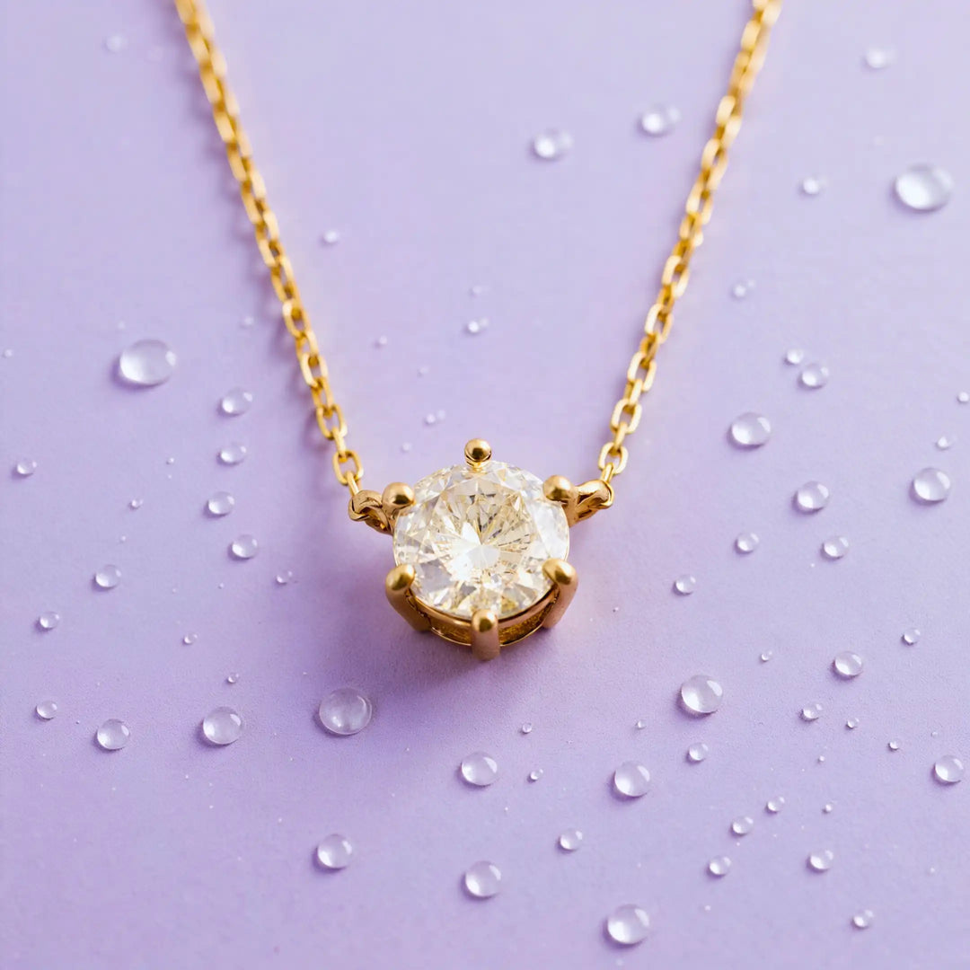 Luce Solitaire Necklace