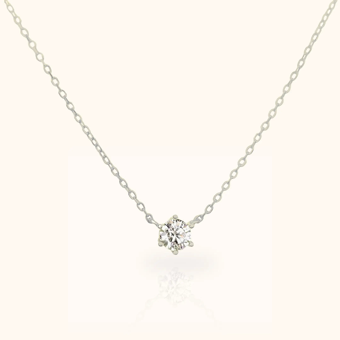 Luce Solitaire Necklace